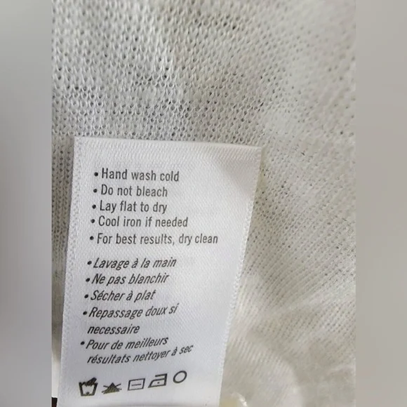 Paige
Women’s size Small
NWT
Giulia Tank
Women's White Lace Sleeve Top - Picture 5 of 5